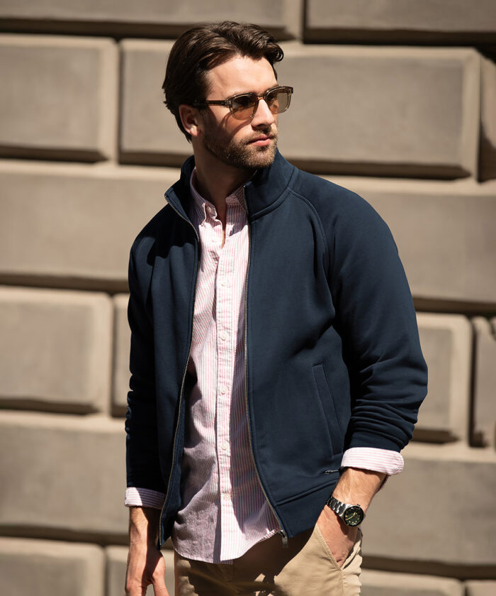 Cambridge ? fashionable trainer